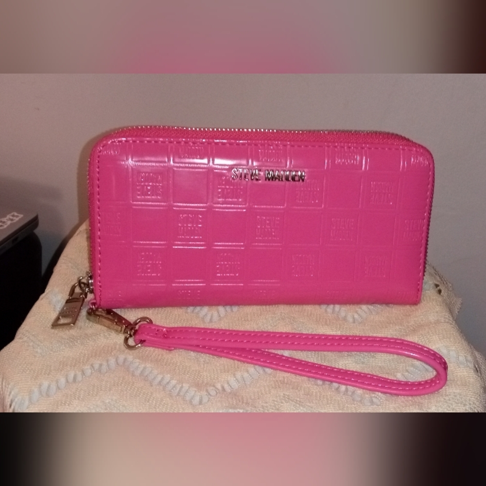 🌞Steve Madden Zip Around Wallet/Wristlet/Clutch